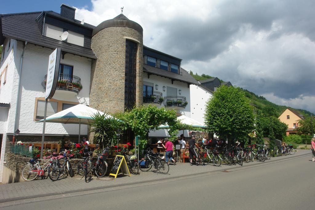Hotel Zum Schleicher Kuckuck Exteriör bild